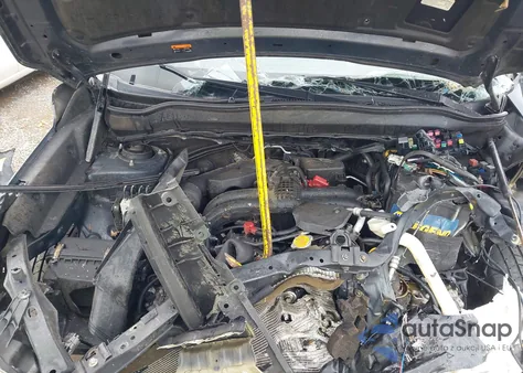 2018 Subaru Forester 2.5I from USA, damaged, VIN JF2SJABC3JH460826